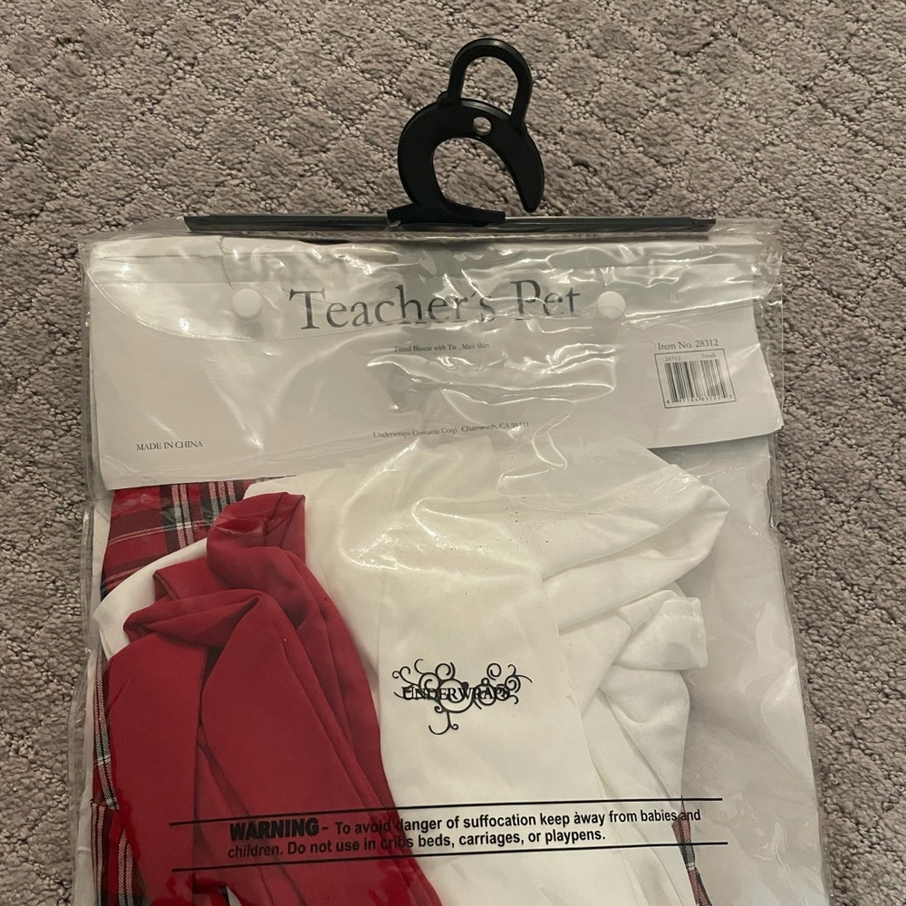 Costume: Teacher's Pet, White/Red/Black; Size: Small - Picture 5 of 6